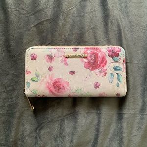 Flower wallet